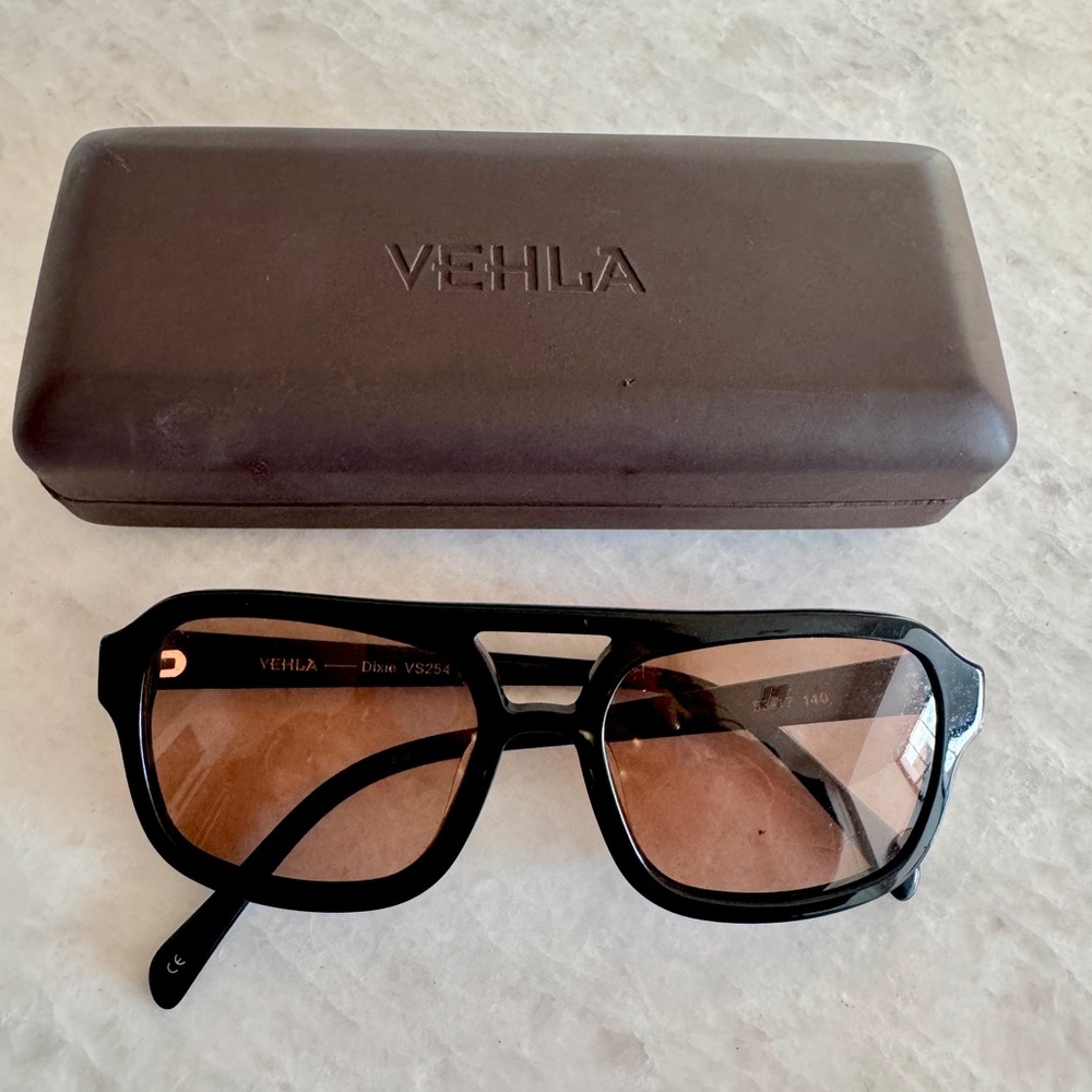 Vehla Black Sunglasses